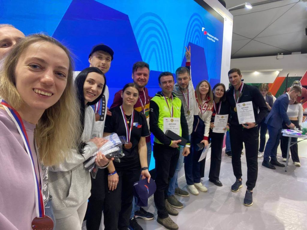 Установлен новый рекорд страны по гребле-индор на 100 000 метров! Установлен новый рекорд страны по гребле-индор на 100 000 метров!